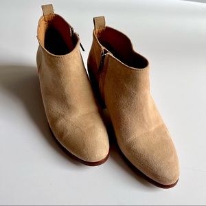 J. Crew Factory Sawyer Ankle Suede Boot. Size 6, Tan/cream